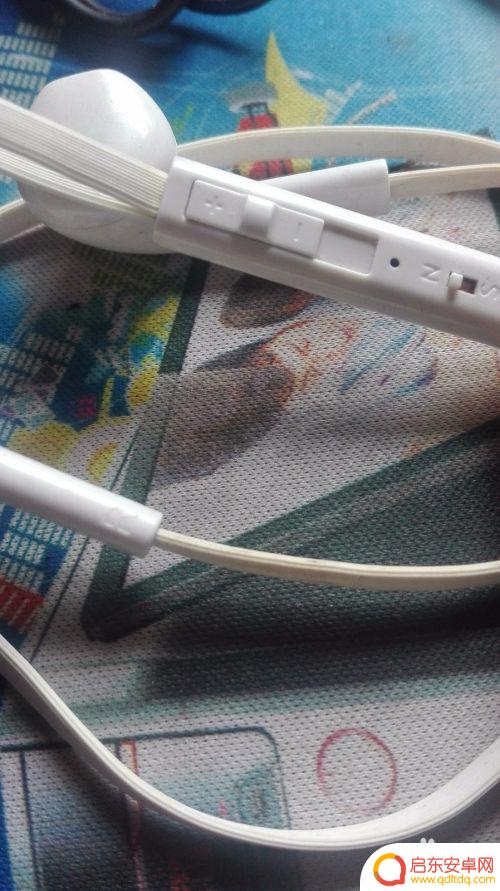手机耳机的声音如何变大 怎样调节耳机音量更大