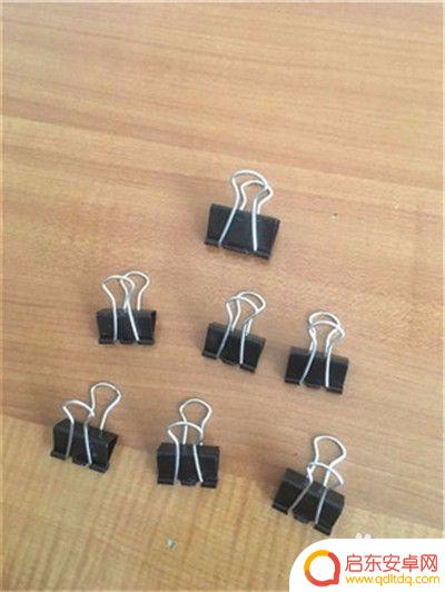 用夹子做手机支架竖放 铁夹子DIY手机支架制作教程