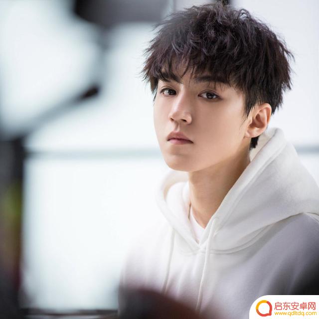 抖音男人模仿老歌(抖音男人模仿老歌视频)