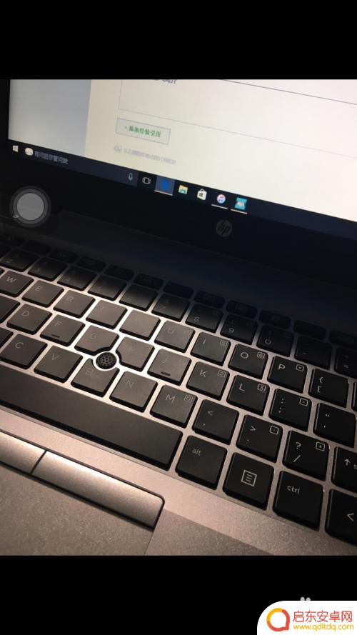 苹果手机如何去除特效图片 iPhone如何取消已拍出照片的滤镜效果