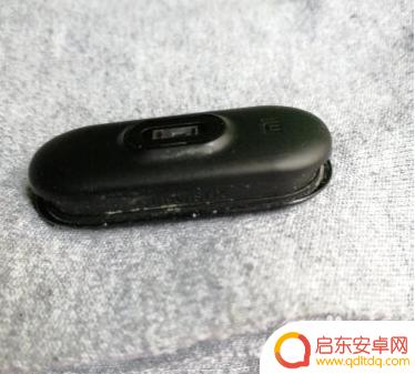 手环电池耗尽怎么激活手机 小米手环如何激活休眠模式