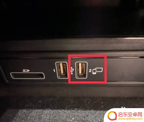 奔驰车怎么和手机连接 Iphone手机连接奔驰CarPlay步骤
