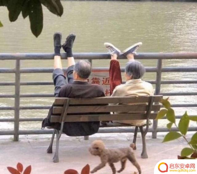 抖音上的小说主角(抖音上的小说主角叫温暖)