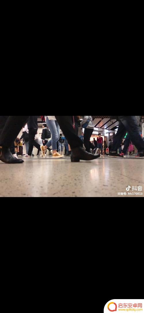 抖音走路视频男生(抖音走路视频男生帅气)