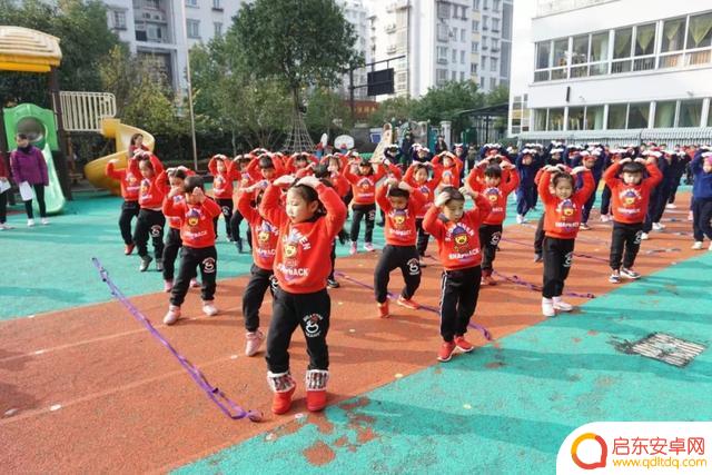 抖音早操中班文案(幼儿园抖音早操)