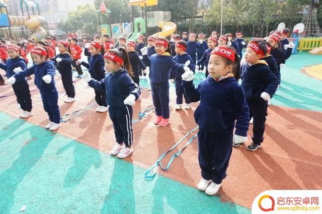 抖音早操中班文案(幼儿园抖音早操)