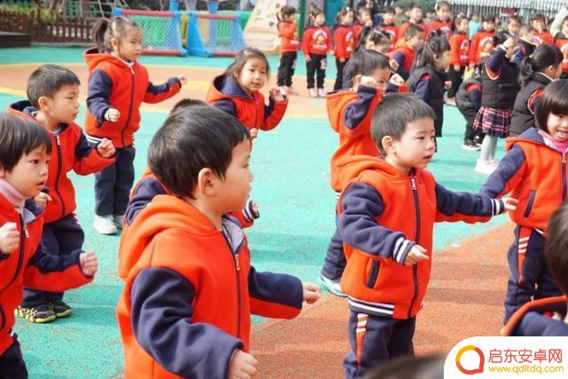 抖音早操中班文案(幼儿园抖音早操)