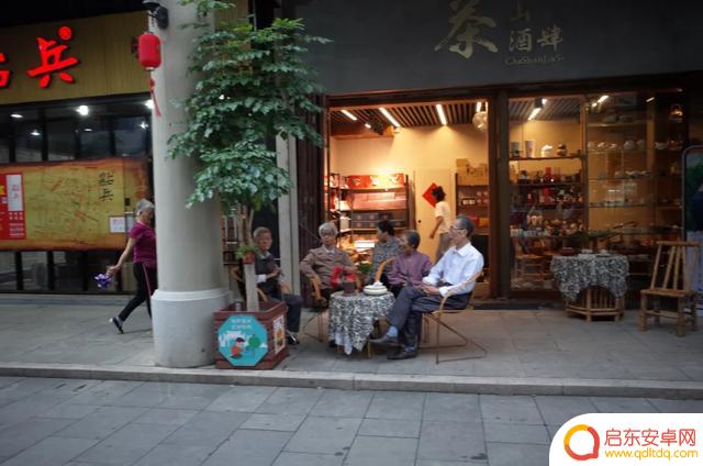 抖音春晓妈妈家庭(春晓五个孩子妈妈视频)