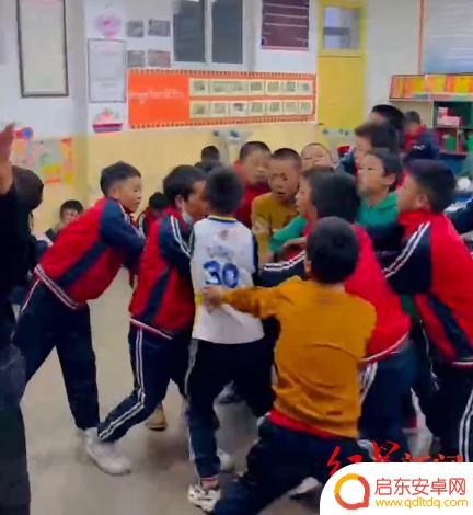 抖音流行舞蹈男团(抖音流行舞蹈男团叫什么)