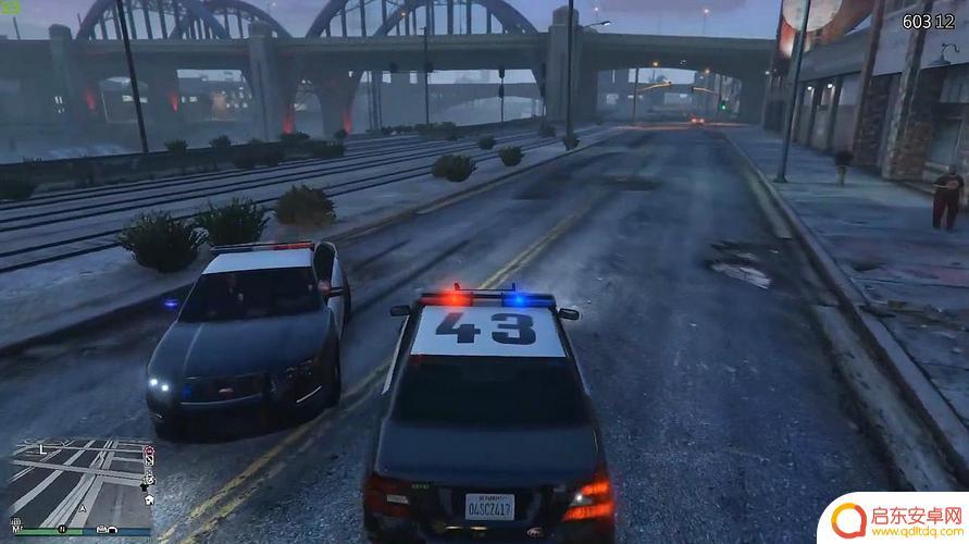 gta5开警车搭讪(gta5开警车接警)