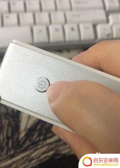 功放如何手机调音 手机与功放音响连接步骤