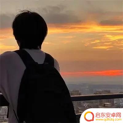 抖音男生帅气背影图片(抖音男生帅气背影图片大全)