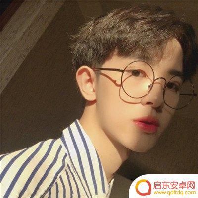 抖音 眼睛小哥头像(抖音眼睛小哥头像是谁)