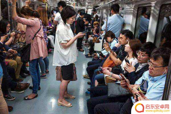 人如何摆脱依赖手机的危害(人如何摆脱依赖手机的危害呢)