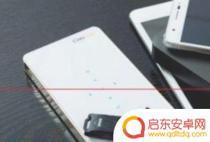 手机怎么投射到投影仪 手机投屏到投影仪的方法