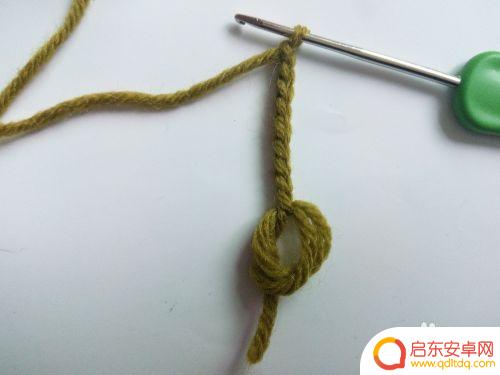 怎么钩手机挂件 毛线钩手机挂件材料