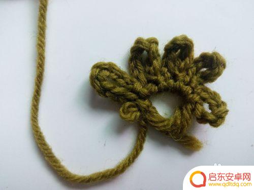 怎么钩手机挂件 毛线钩手机挂件材料