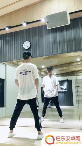 抖音男团跳舞kiki(抖音男团跳舞)