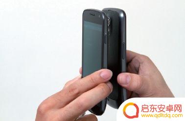 两个手机怎么用nfc传文件 NFC功能如何实现两台手机间文件互传