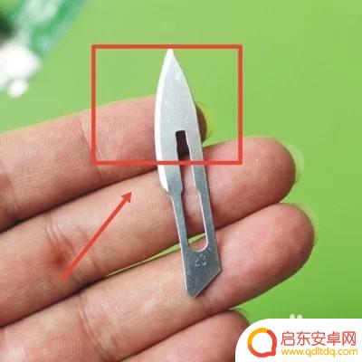 手机卡取不出来了卡住了怎么办呢 手机卡槽卡住了怎么办