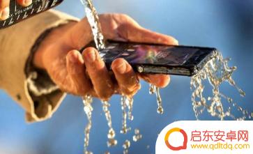 手机进水冲不上电怎么办 手机进水干后充电不上电怎么办