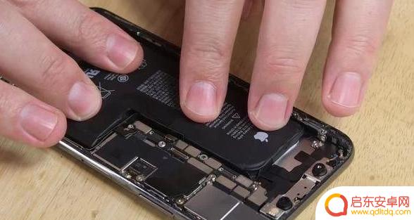 苹果手机和电池不匹配 iOS 13为什么屏蔽了iPhone的第三方电池