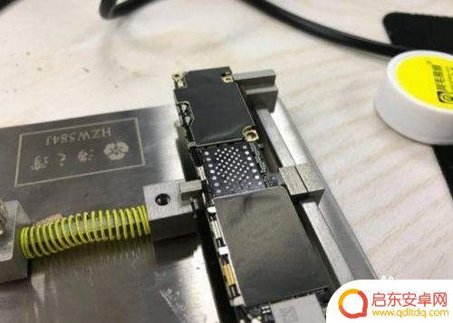 手机硬盘怎么加焊 iPhone 6s手机16G扩容到128G步骤
