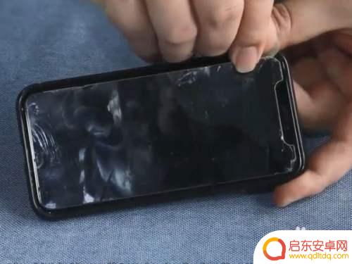 手机原厂膜怎么撕掉 手机原装膜怎么拆卸