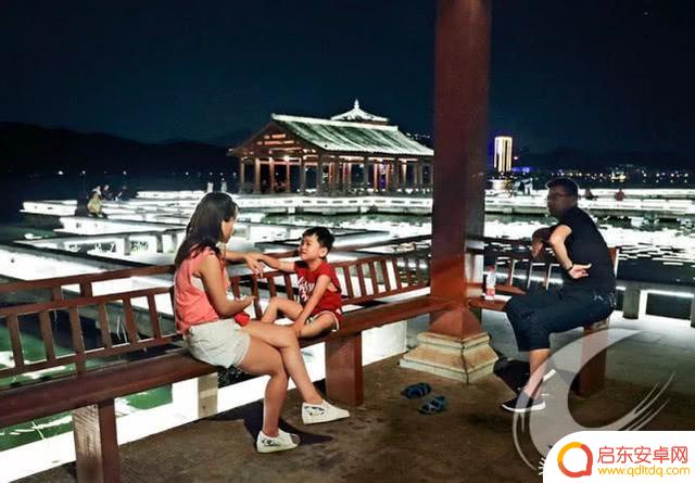 夜景静态图片抖音(夜景静态图片抖音素材)