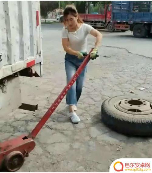 抖音女老板修车事件(抖音女老板修车事件视频)