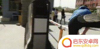 抖音外国保安跳舞(抖音外国保安跳舞视频)