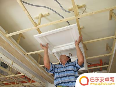 拼图天花板如何安装 如何自己安装天花板