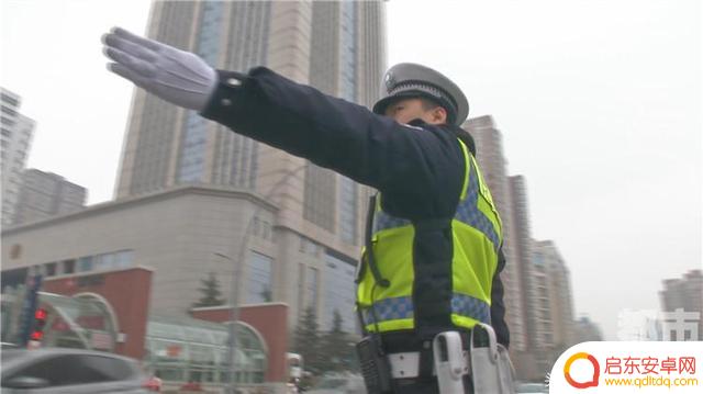 西安交警抖音舞蹈(浩天威中医熏蒸疗法)