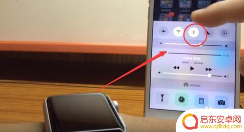 苹果手机如何连接iwatch iwatch和新手机如何进行配对