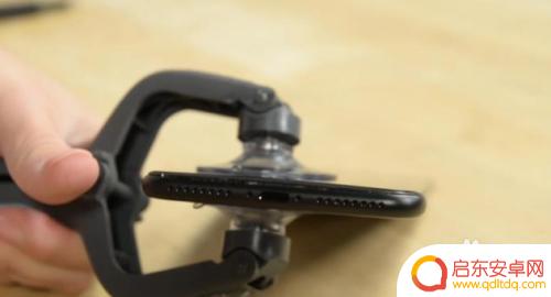怎么换手机屏幕苹果7 iphone 7plus换屏幕教程