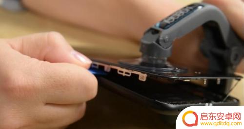 怎么换手机屏幕苹果7 iphone 7plus换屏幕教程