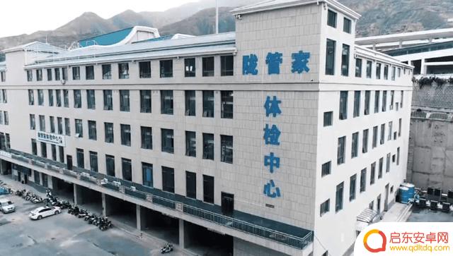 抖音短文开心婚礼主题(抖音创意婚礼开场视频)