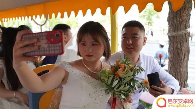 抖音短文开心婚礼主题(抖音创意婚礼开场视频)