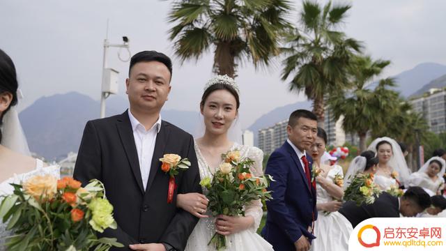 抖音短文开心婚礼主题(抖音创意婚礼开场视频)