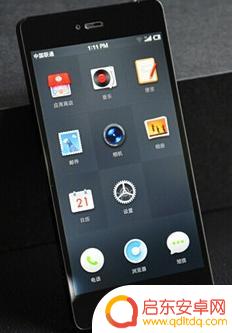手机自动开关机是为什么 手机无故自动关机怎么办