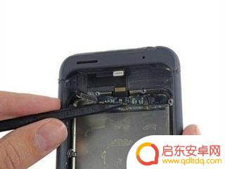 苹果手机充电插口怎么换 怎样拆卸苹果手机充电口
