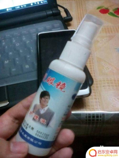 如何防止手机上划 如何清除手机屏幕上的划痕