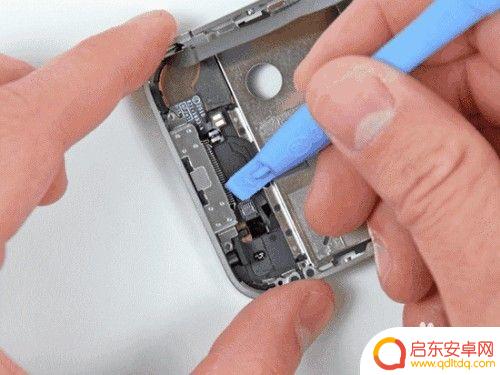 苹果手机掉水里屏幕有水印 苹果手机进水屏幕有水印怎么处理