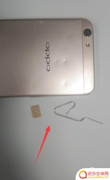 oppo手机怎么样装卡 oppo手机怎么装内存卡