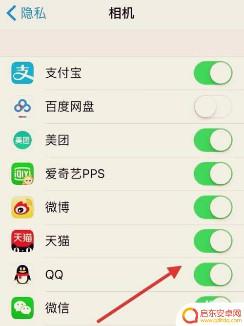 苹果手机照相就黑屏 苹果手机看图片黑屏原因分析