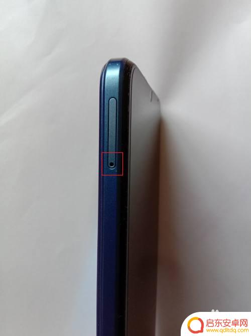 怎样拆手机卡出来 电话卡怎么从手机里取出来