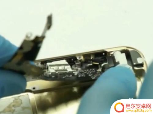 苹果手机尾部怎么拆 iphone6尾插更换注意事项