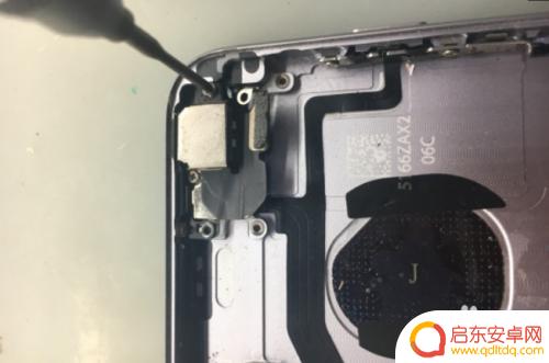 苹果手机怎么拆开图 iPhone 6s拆机图文教程
