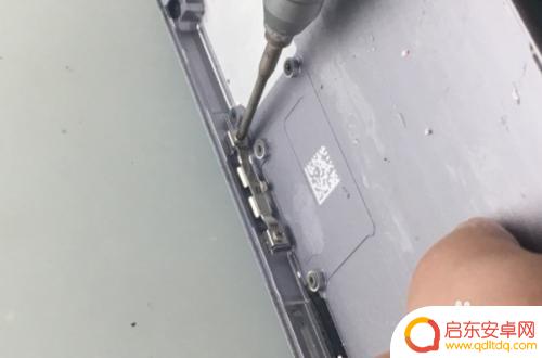 苹果手机怎么拆开图 iPhone 6s拆机图文教程