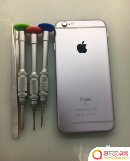 苹果手机怎么拆开图 iPhone 6s拆机图文教程
